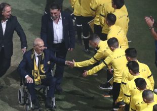 Σήμερα κλαίει και ο Θεός – Το τελευταίο «αντίο» στον ΤΕΡΑΣΤΙΟ Νεστορίδη