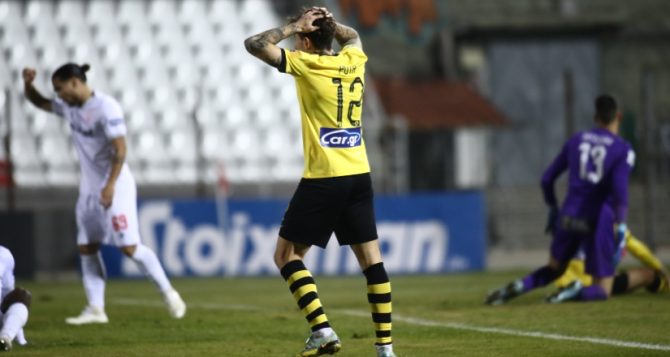 «Δήμιος» Αθανασιάδης καταδίκασε την ΑΕΚ σε ισοπαλία