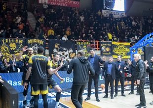 ΑΕΚ Βetsson: Με κόσμο και Αγγελόπουλο στην Πάτρα (ΦΩΤΟ)