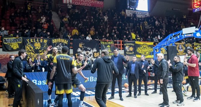 ΑΕΚ Βetsson: Με κόσμο και Αγγελόπουλο στην Πάτρα (ΦΩΤΟ)