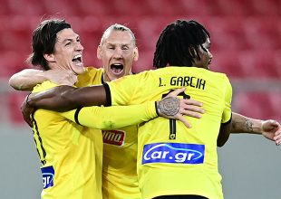 ΑΕΚΑΡΑ και όλοι τάβλα στο λιμάνι!