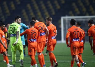 Ήχησαν «καμπάνες» και στάλθηκαν μηνύματα
