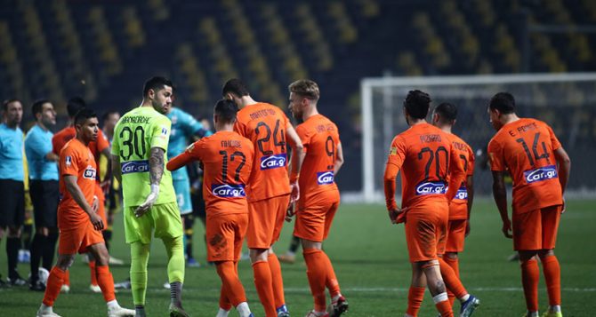 Ήχησαν «καμπάνες» και στάλθηκαν μηνύματα