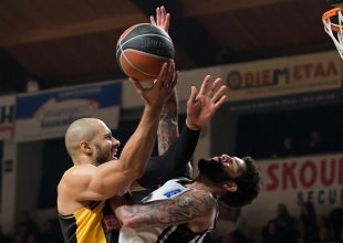 Μόργκαν: «Ο Ετσενίκε σκόπιμα με τραυμάτισε, περιμένω ΕΣΑΚΕ να ληφθούν μέτρα» (ΦΩΤΟ)
