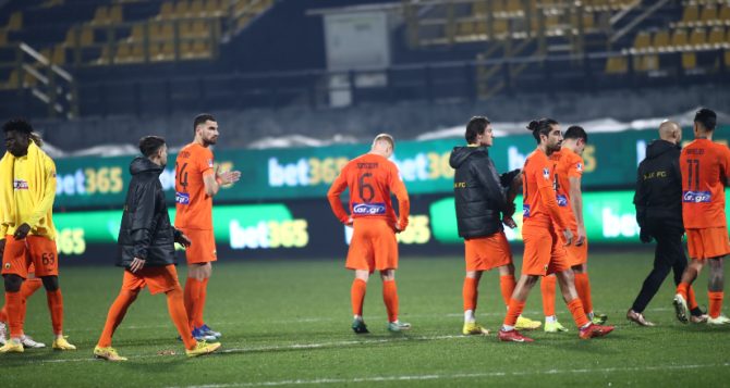 Oι ανορθογραφίες του ρόστερ άφησαν την ΑΕΚ στον άσσο