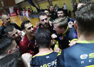 Παπασταμάτης: «Δείξατε την καρδιά και την ψυχή της ΑΕΚ, πάμε για το νταμπλ»