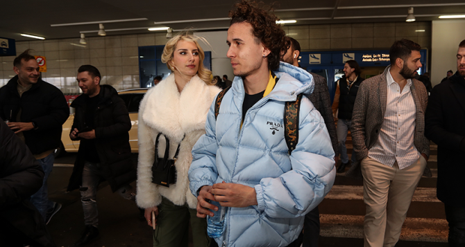 Φωτογραφίες απ’ την άφιξη του Ρομπέρτ Λιούμπισιτς Φωτογραφίες απ’ την άφιξη του Ρομπέρτ Λιούμπισιτς