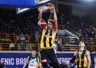 Ο ηγέτης Κουζμίνσκας ίσως φέρει την ελπίδα στην ΑΕΚ Βetsson