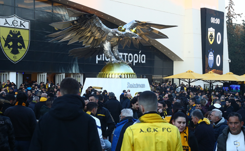 Οι φίλαθλοι της ΑΕΚ αναμένεται να δώσουν δυναμικό παρών την Κυριακή στη Φιλαδέλφεια