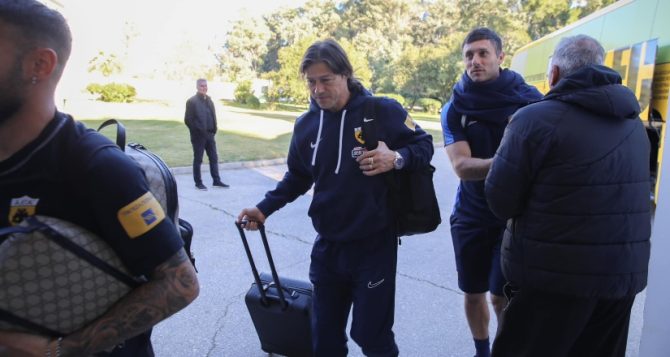 Η άφιξη της ΑΕΚ στην Λαμία (pics) Η άφιξη της ΑΕΚ στην Λαμία (pics)