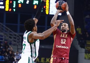 Η ΑΕΚ Betsson οφείλει να σώσει ότι σώζεται