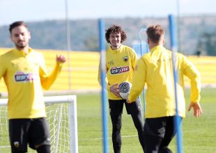 Απογευματινή προπόνηση χωρίς προβλήματα για την ΑΕΚ