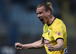 Βίντα: Υποψήφιος για το βραβείο «Player Of The Month»