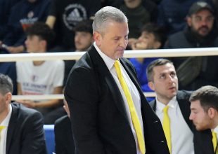Ζούρος: «Συγχαρητήρια στους παίκτες μου-Έχουμε ανάγκη τον κόσμο»