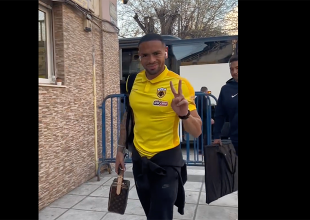 Η άφιξη της ΑΕΚ στο «Κλ. Βικελίδης» (VID)