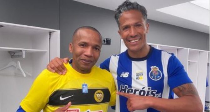 Ο Πάολο Ασουνσάο φόρεσε ξανά τη φανέλα της ΑΕΚ (ΦΩΤΟ)