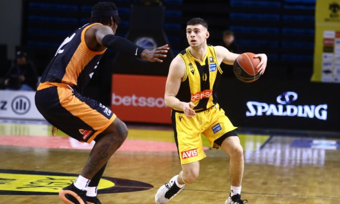Με ΠΑΟΚ στο άδειο «Olympic Hall» η ΑΕΚ Betsson
