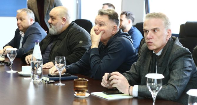 Αθλιότητες Κούγια στην κλήρωση των πλέι οφ: Επιτέθηκε χυδαία σε Κοσμά και Λυσάνδρου