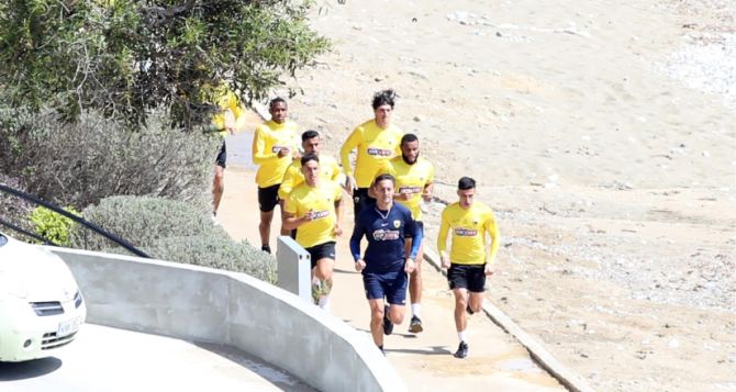 Τρέξιμο πλάι στην… παραλία (ΦΩΤΟ)