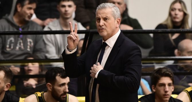 Ζούρος: «Θα είναι άδικο η ΑΕΚ να μη βρίσκεται στη φάση του Top-6»