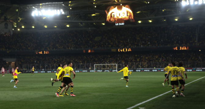 ΑΕΚΑΡΑ, τέλειωσε τους και μείνε στην κορυφή!