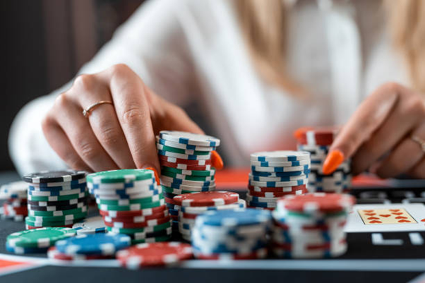 Αποκαλύπτοντας τα μυστικά του Anonymous Poker