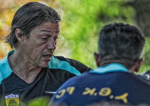 Ο Αλμέιδα «παλεύει» με όπλα που ξέρει ότι δεν θα χρησιμοποιήσει