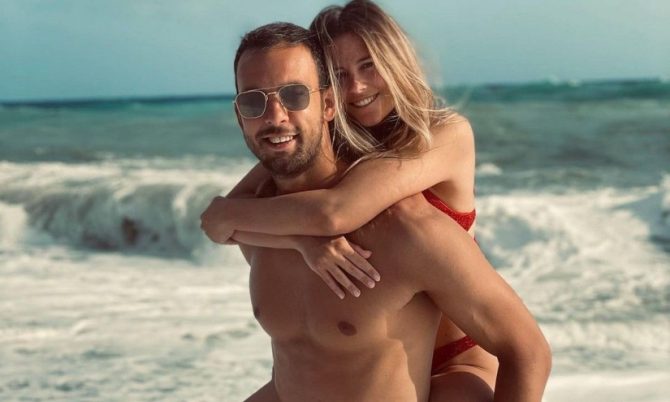 Σύζυγος Μπρινιόλι: «Πάντα δίπλα σου»