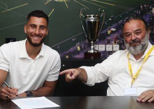 Στρακόσια: «Ήρθα για να γράψουμε ιστορία»