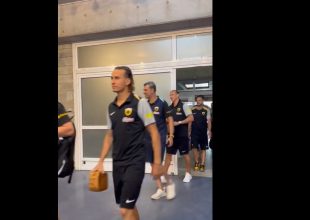 H άφιξη της ΑΕΚ στο ΓΣΠ (VIDEO)
