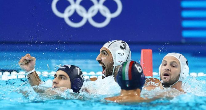 Η εθνική πόλο νίκησε την Ιταλία με 9-8 και βλέπει “ψηλά”! Η εθνική πόλο νίκησε την Ιταλία με 9-8 και βλέπει “ψηλά”!