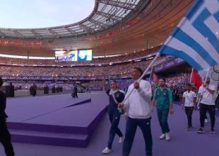 Τελετή Λήξης: Σημαιοφόροι οι Καραλής και Πλατανιώτη (video)