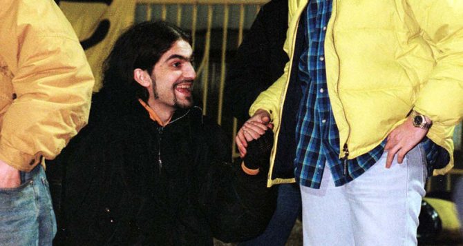 Μαρσέιγ: Πανό για τον Νίκο Ξηροκώστα