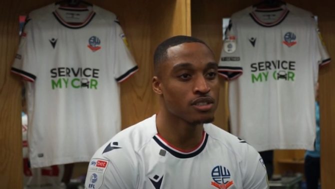 Παίκτης της Μπόλτον τραυματίστηκε από… φτέρνισμα!