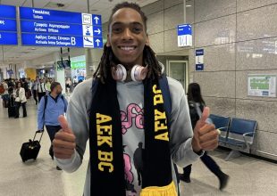 AEK Betsson: Έφτασε στην Αθήνα ο Πάρκερ (ΦΩΤΟ)