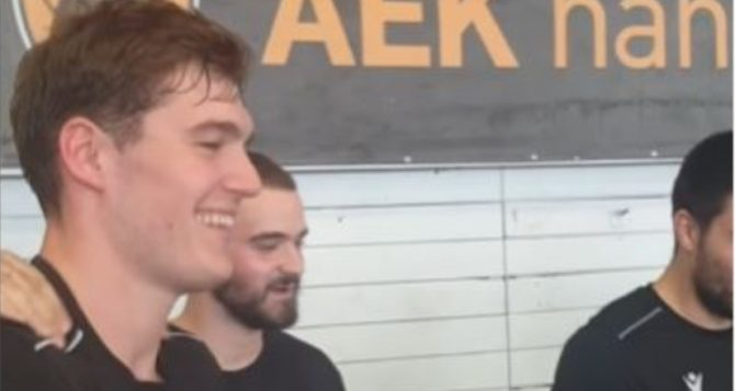 Η έκπληξη της ΑΕΚ στον Πέταρ Λούλιτς (video)