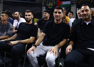 Ο Ηλιόπουλος και ποδοσφαιριστές της Ένωσης στο ΑΕΚ – Φενέρ