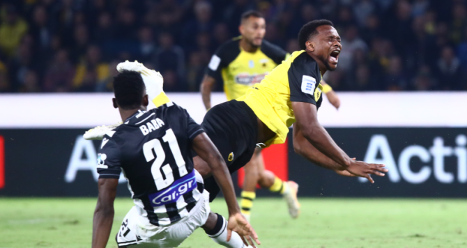 Ιταλικά ΜΜΕ: «Σκάνδαλο διαιτησίας με θύμα την ΑΕΚ» Ιταλικά ΜΜΕ: «Σκάνδαλο διαιτησίας με θύμα την ΑΕΚ»