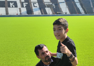 Ο μικρός Γιαννάκης περπάτησε στην Τούμπα (ΦΩΤΟ)