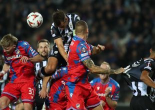 Σώθηκε στο τέλος ο ΠΑΟΚ κόντρα στη Πλζεν των δέκα παικτών