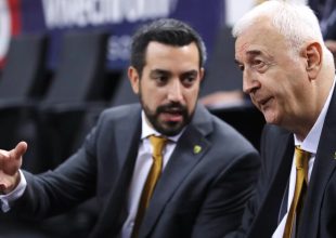Mε Βιτσενζούτο στον πάγκο η ΑΕΚ Betsson κόντρα στη Ρίγα