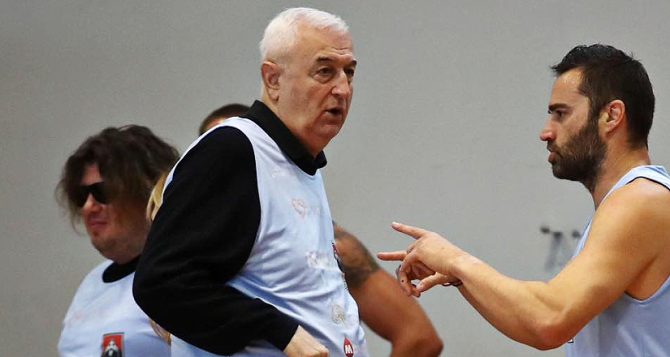 Σάκοτα: Συμμετείχε σε αγώνα για την εξάλειψη της βίας των γυναικών (pics)