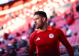 Ελάχιστος κόσμος στο «Γ. Καραϊσκάκης» για το Ολυμπιακός – Πανσερραϊκός (ΦΩΤΟ)