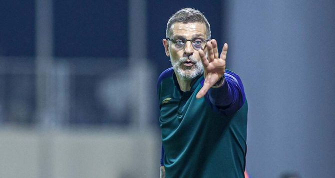 «Υποψήφιος για τον πάγκο της ΑΕΚ ο Σλάβεν Μπίλιτς»