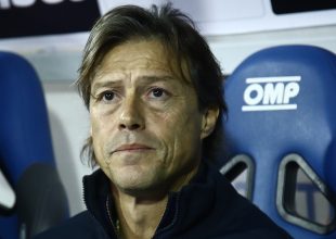 Αλμέιδα: «Χάρηκα για τον Μήτογλου – Θα επανέλθει ο Βίντα, δεν θα κινηθούμε για στόπερ»
