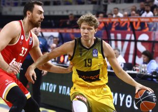 Πάλεψε όσο μπορούσε η ΑΕΚ Betsson αλλά ηττήθηκε δίκαια από τον Ολυμπιακό