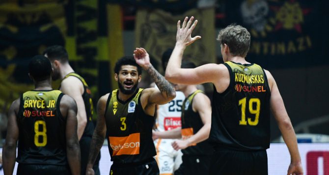 LIVE: Μαρούσι – AEK Betsson