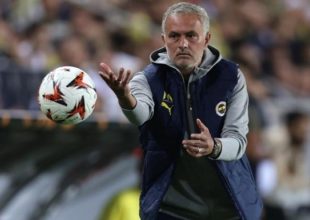 Μουρίνιο: «Ο Ρονάλντο δεν θα έρθει στην Φενέρμπαχτσε»