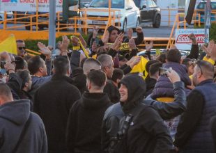 Αποθέωση στην υποδοχή της ΑΕΚ στην Κρήτη (ΦΩΤΟ)