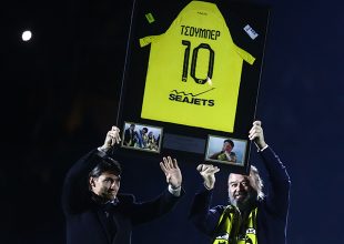 ΑΝΑΤΡΙΧΙΛΑ στο «αντίο» του Τσούμπερ (pics)